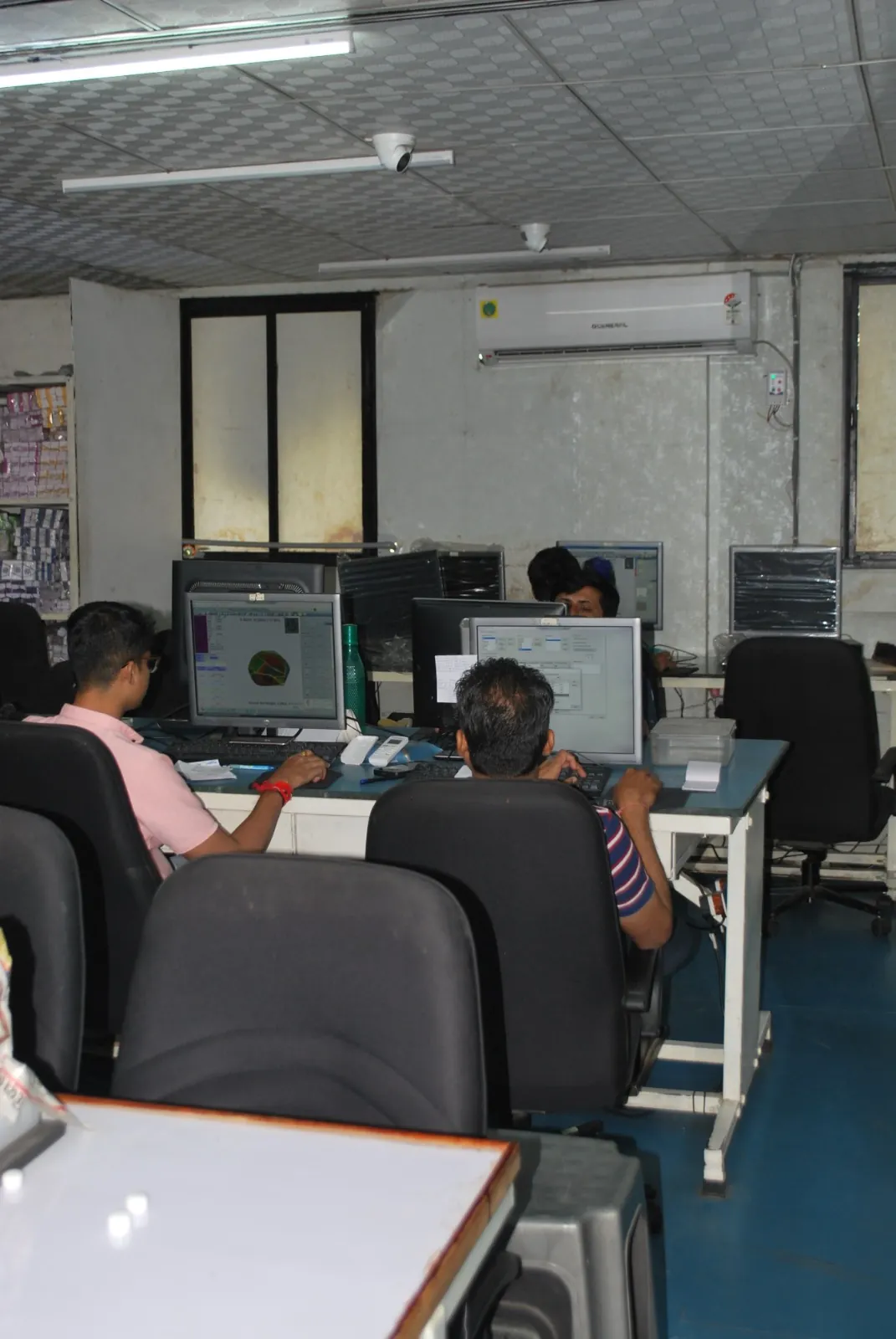Sitaram team at work in the Surat workshop