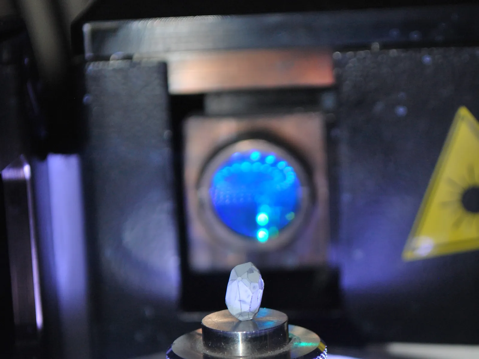 Diamond rough on the stage inside a marking machine